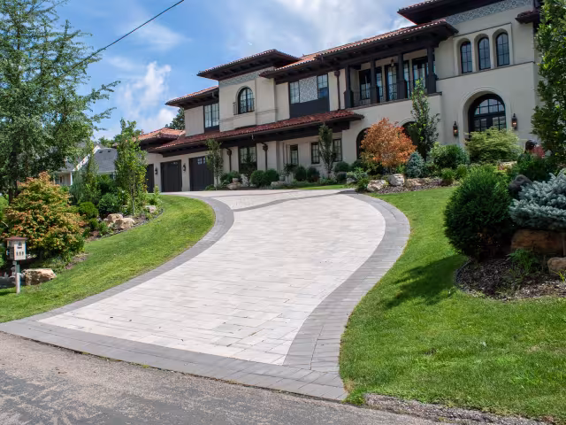 Techo-Bloc Driveway