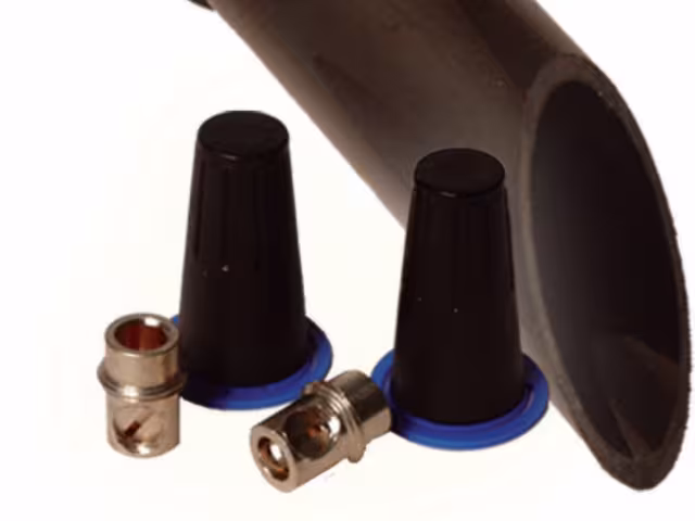 CS150 2 Brass Connectors w/caps