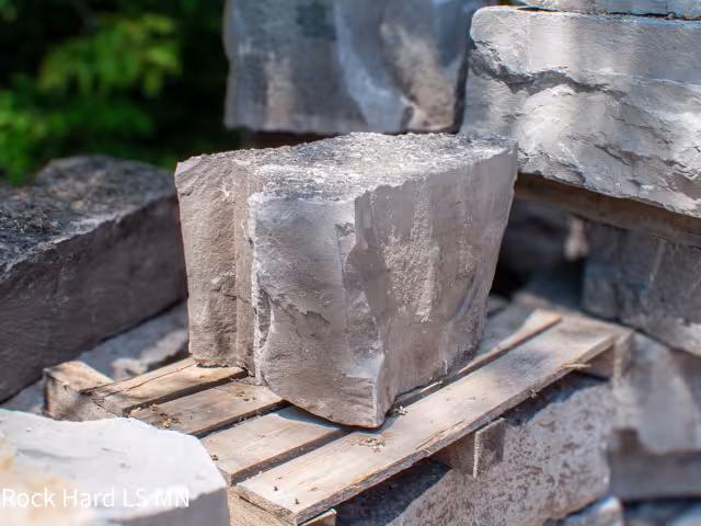 Grey Lannon Outcropping Step 5-8"