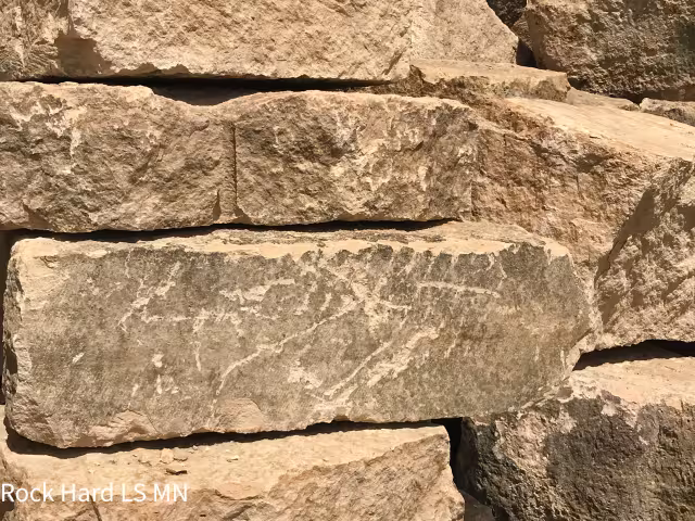 Premium Limestone Outcropping Steps 7"