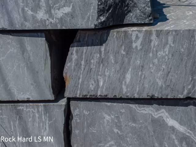 Aqua Grantique Step 7.5"x18"x4FT