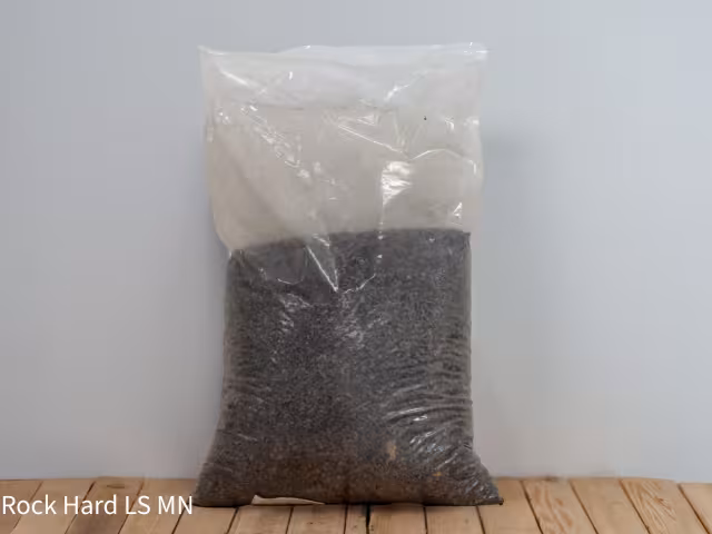 Bagged 1/4" Granite Chip (50 LB bag)
