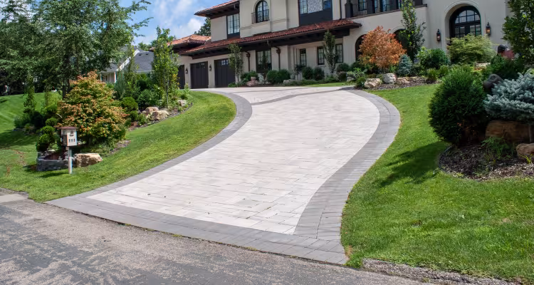 Techo-Bloc Driveway