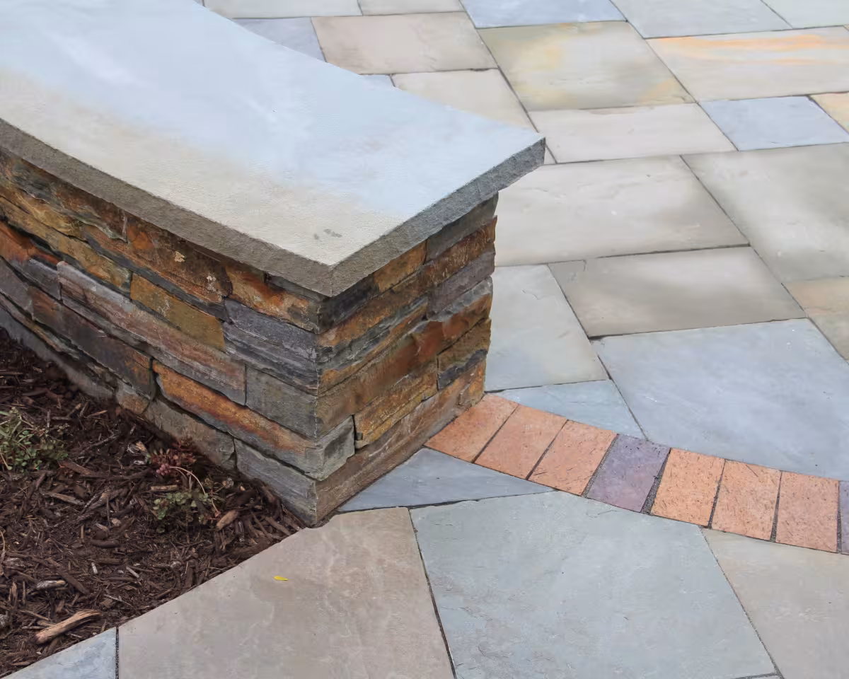 Iron Mountain Wallstone 2"-8" x 6"-10"