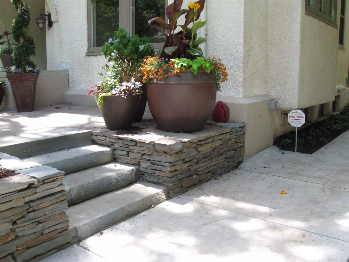 Colonial Bluestone Wall Stone 2-5" Thick