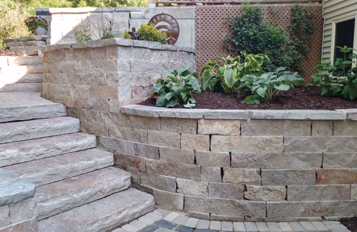 Winnebago Wallstone Sawn/Snap 3"x8"