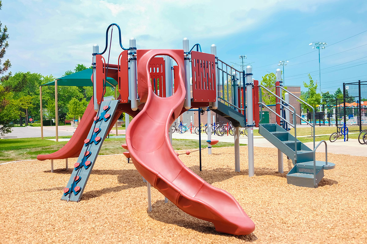 Playground Wood Chips / Engineered Wood Fiber - Minnesota, Minneapolis St.  Paul